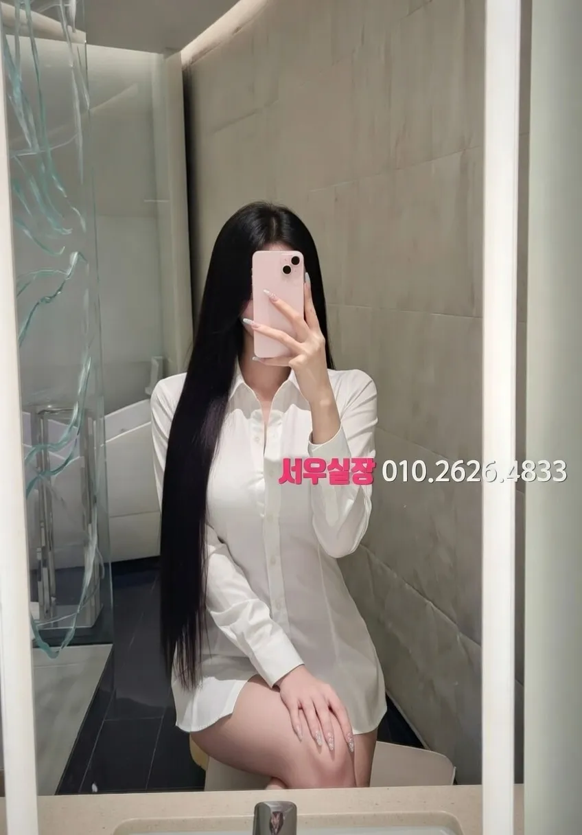 홍대 러시아노래방 프리미엄 라인업 4번 프로필