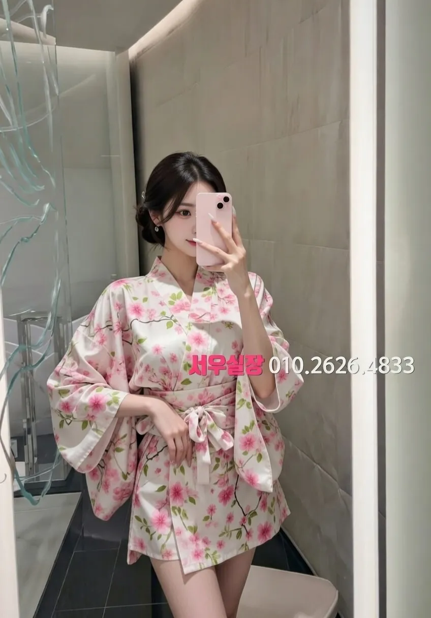 홍대 란제리룸 프리미엄 라인업 14번 프로필