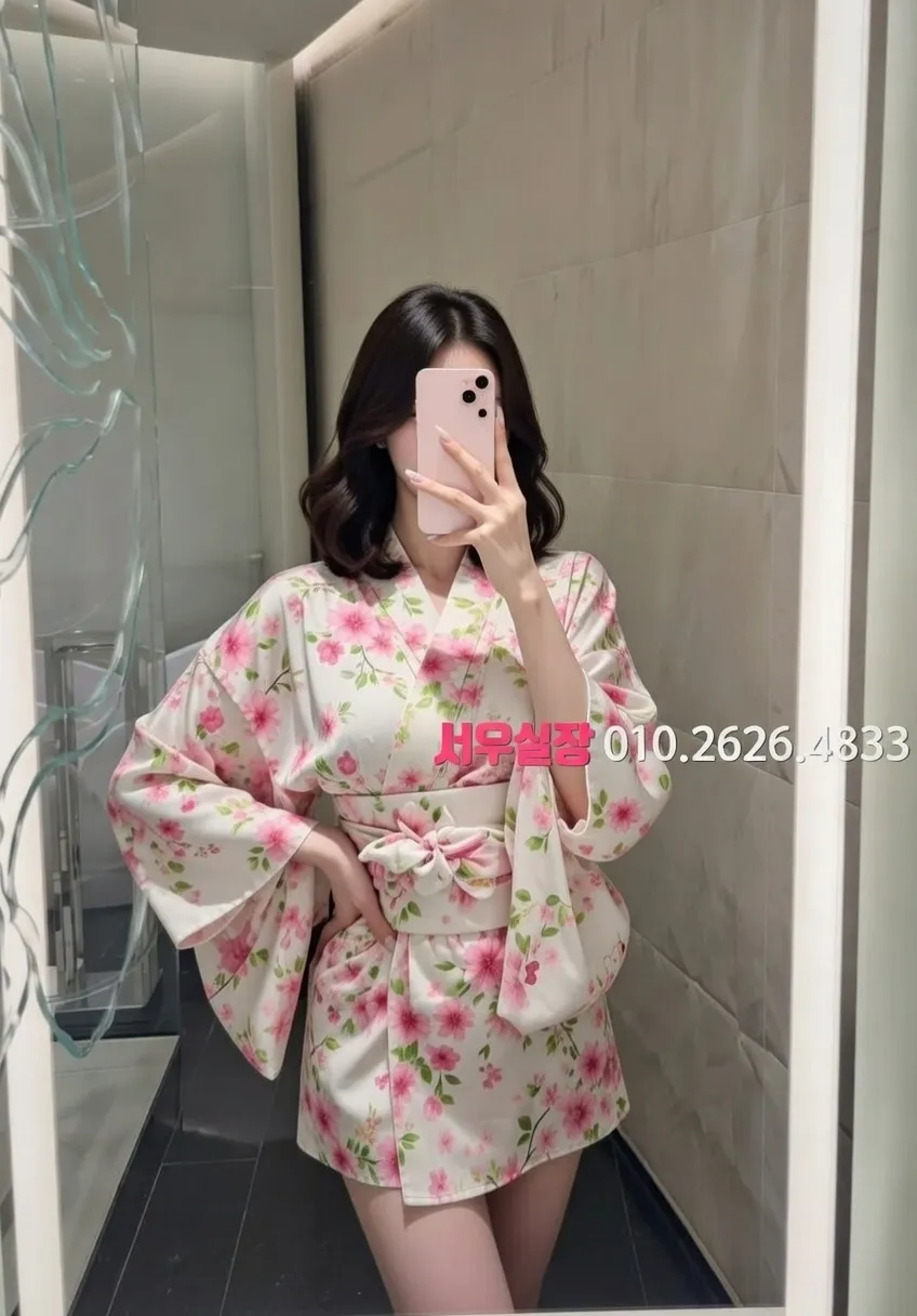 홍대 러시아노래방 프리미엄 라인업 32번 프로필